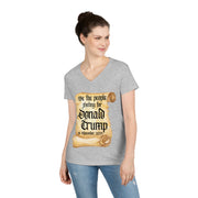 We the people voting for Donald Trump on November 2024 V-Neck T-Shirt