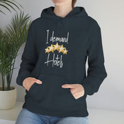 I demand 5-star hotels unisex Heavy Blend™ Hooded Sweatshirt